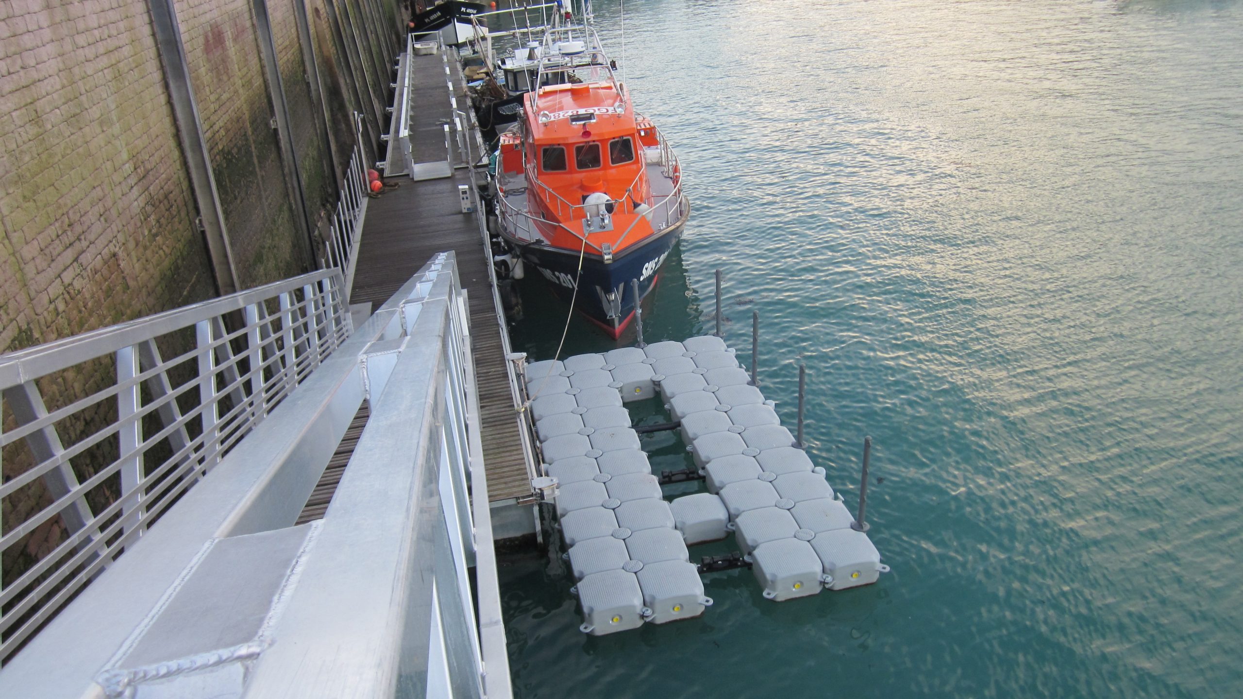 dock flottant