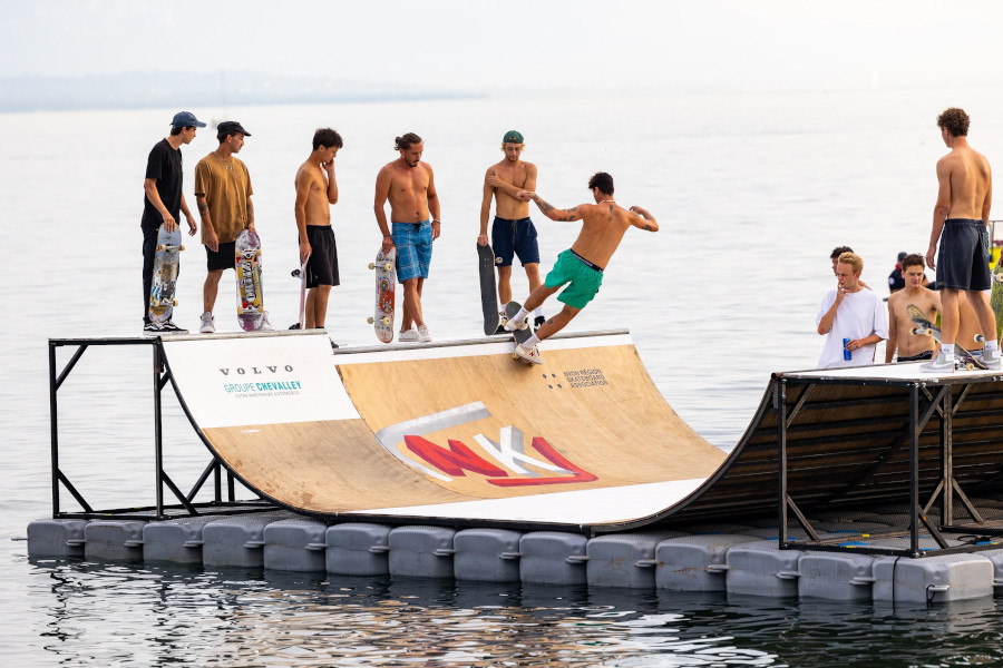 PLATEFORME FLOTTANTE CUBISYSTEM - SKATEPARK